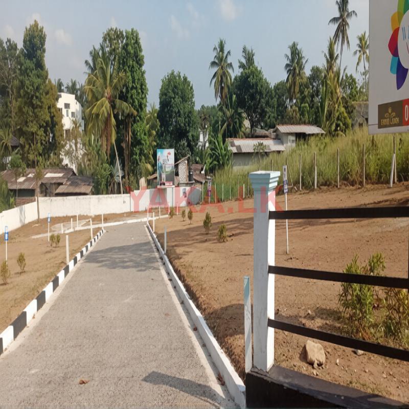 Vidyala Junction Exclusive Land Plots in Malabe Road 336 Kottawa