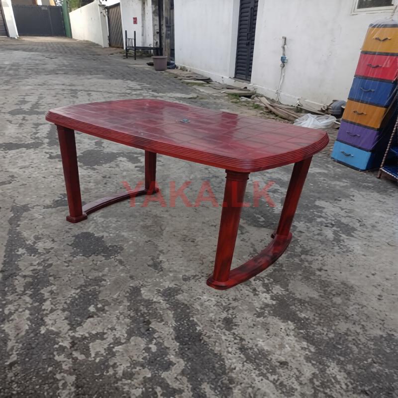 Nippon Plastic Tables
