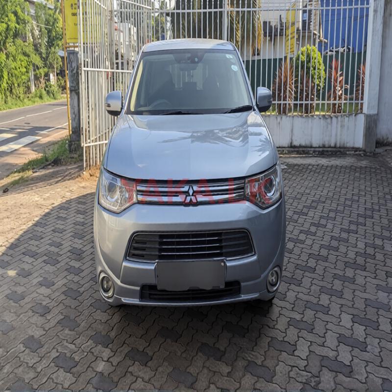 Mitsubishi Outlander - for Rent