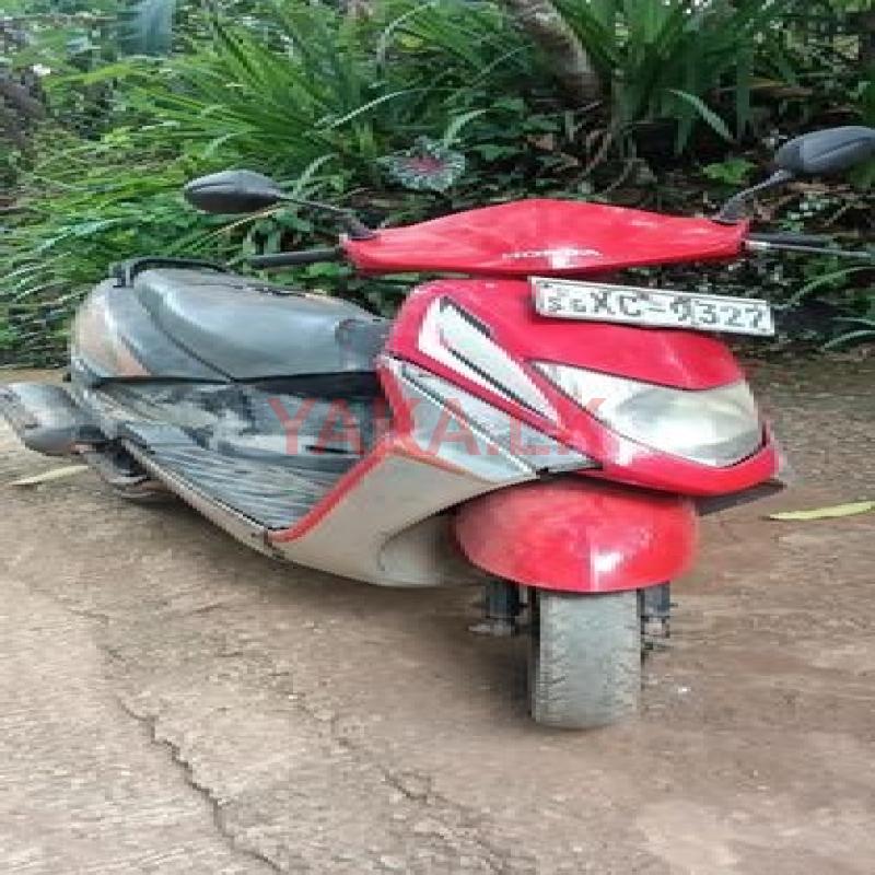 Honda Dio 2012