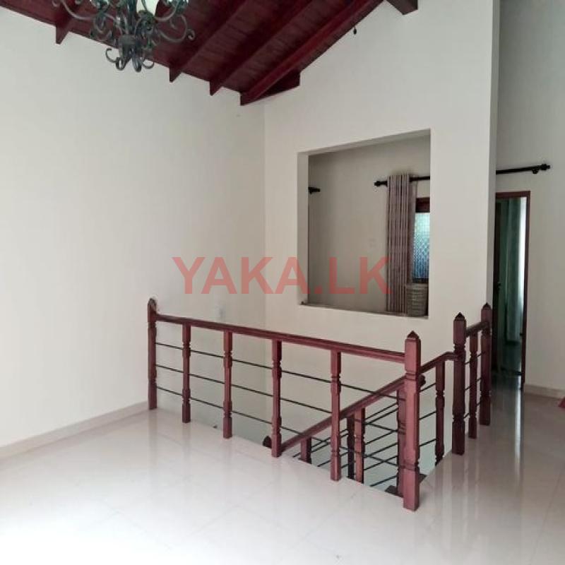 (AF761) 02 Story House With 22 P Sale At Pannipitiya