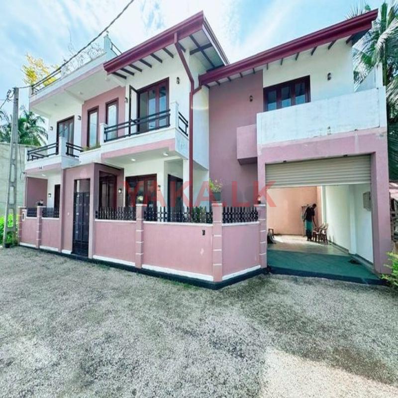 Two Storey Luxury House for Sale in Kottawa Pinhena Junction
