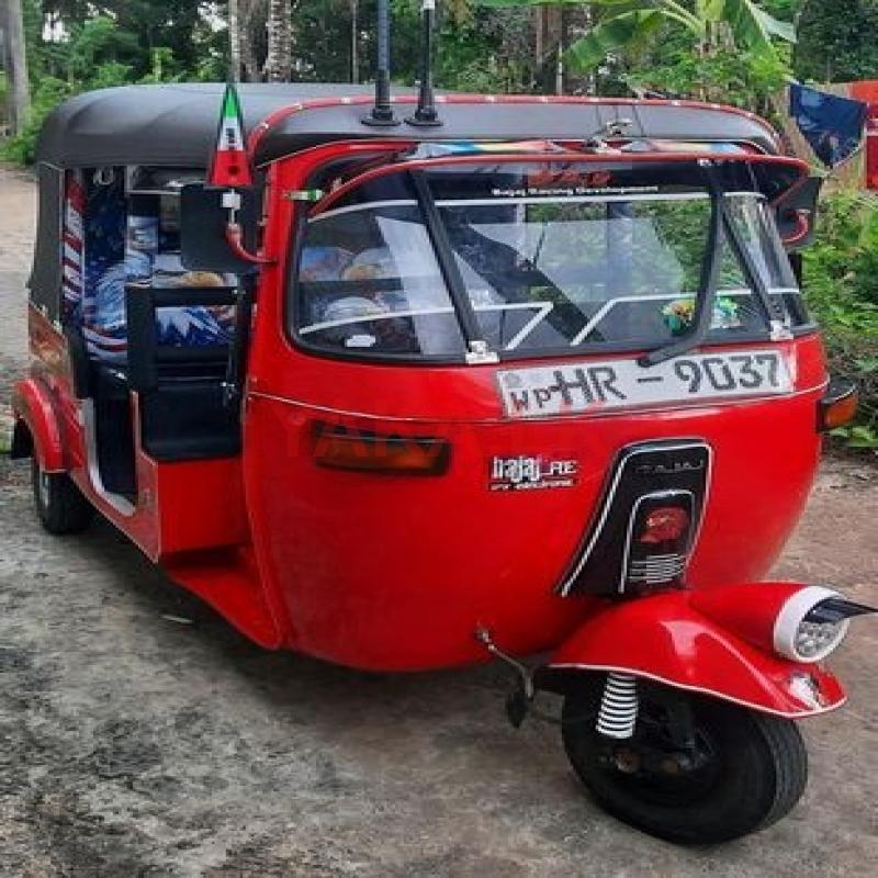 Bajaj RE 2004