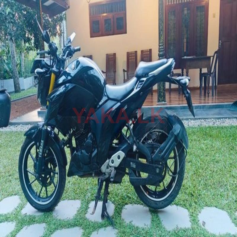 Yamaha FZ 2017