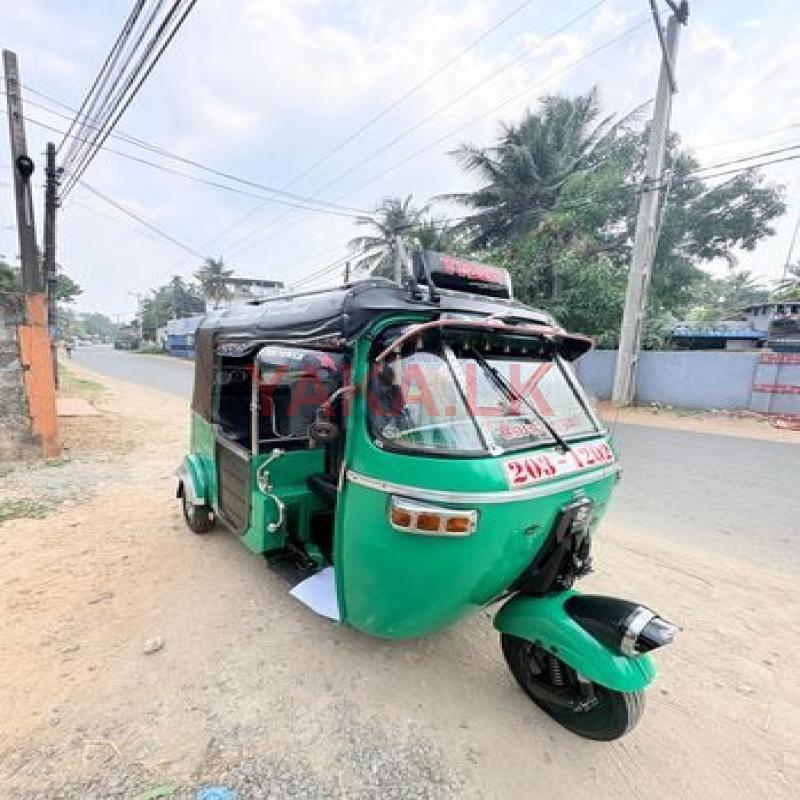 Bajaj RE 1996