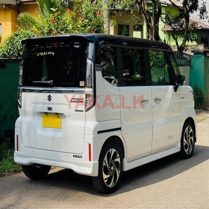 Rent a Car Suzuki Spacia 2025