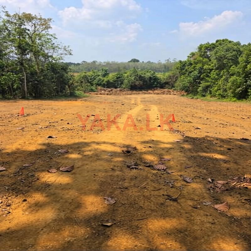 Mawak Oya Facing Land For Sale - Padukka