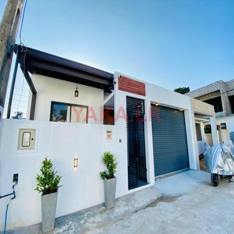 Brand New House for Sale Athurugiriya