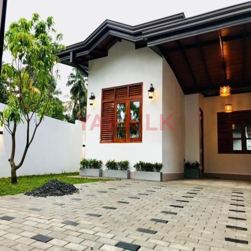 03BR Single Story House For Sale In Meegoda