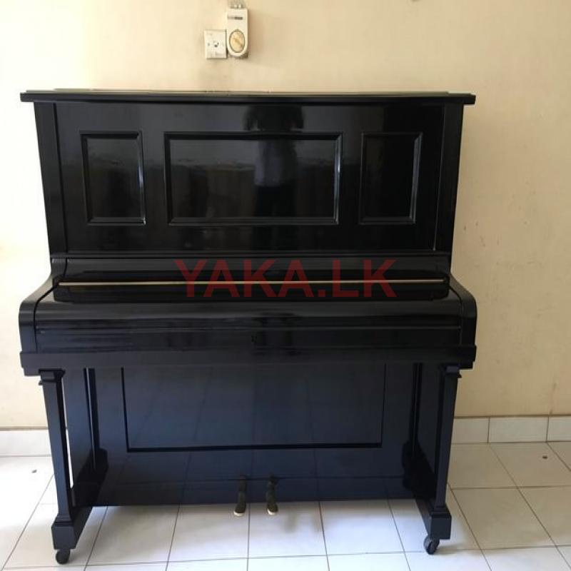 Black Schwester German Piano