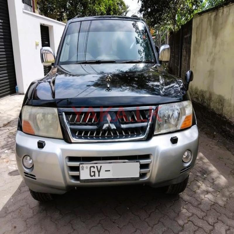 Mitsubishi Montero V6 for Rent