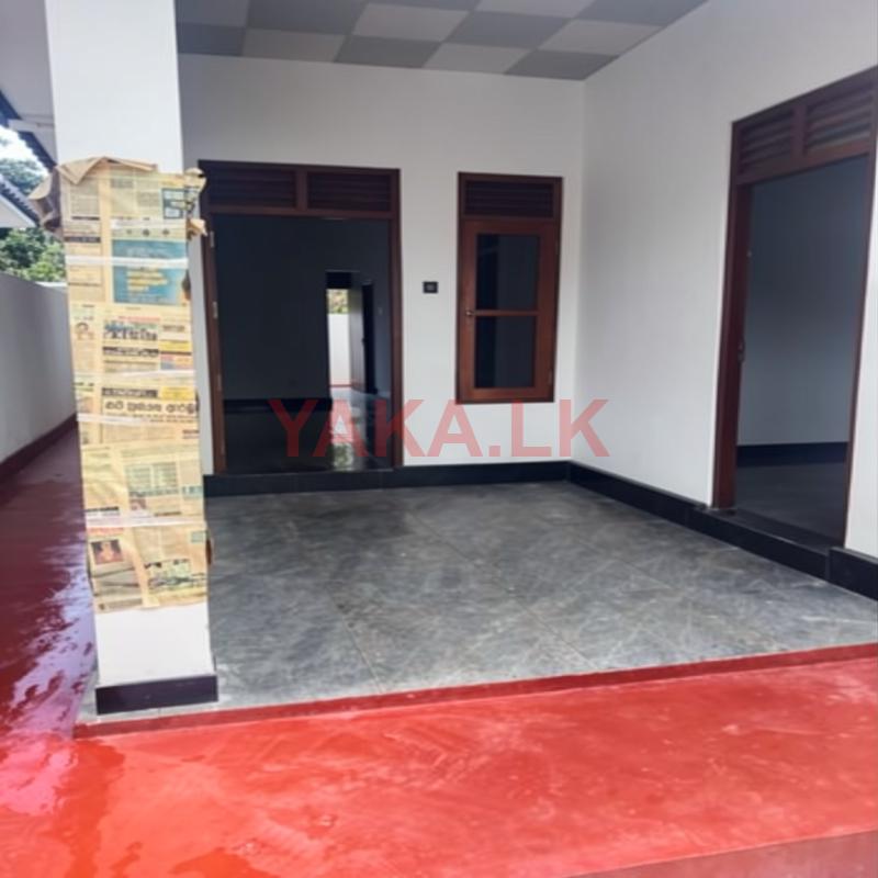 House for sale in Weligama