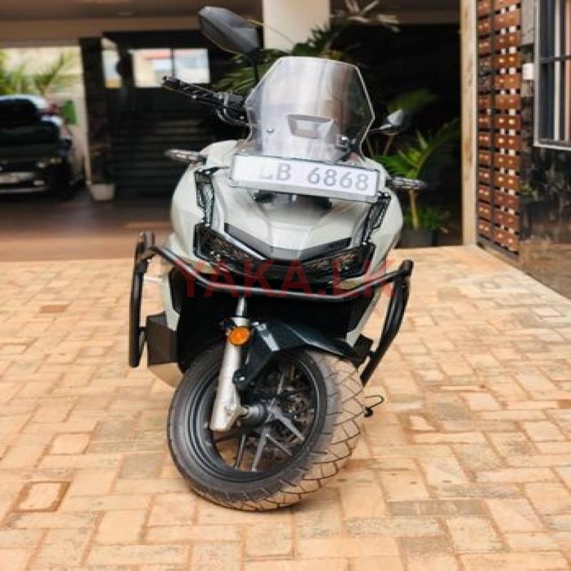Honda ADV 160 Japan Domestic Trim 2025