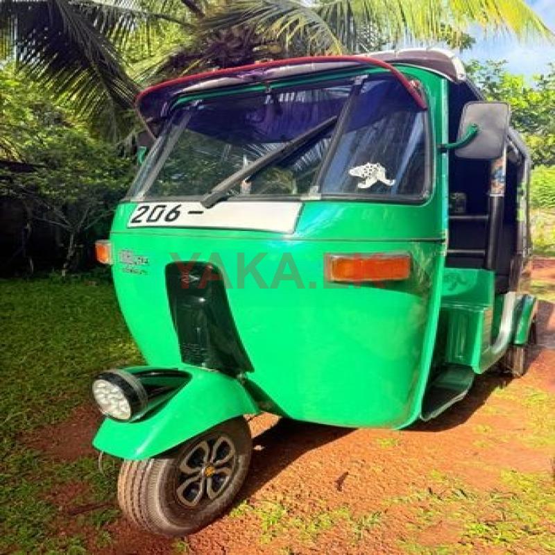 Bajaj RE 1999