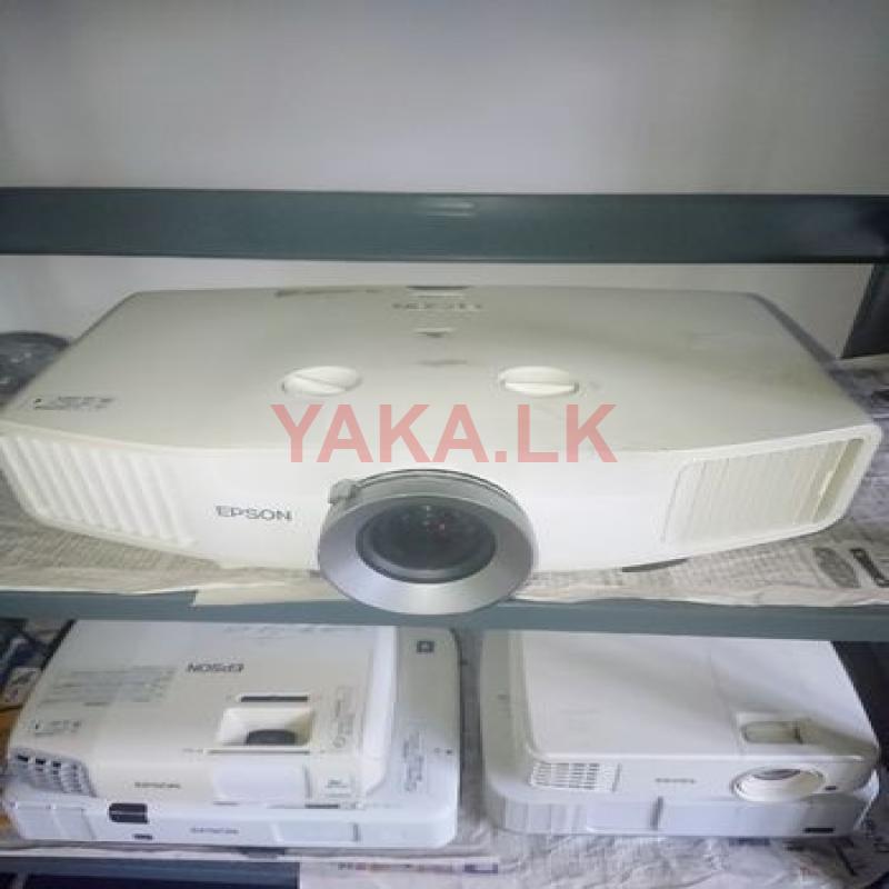 Multimedia projector epson eb700kg lumens 5200