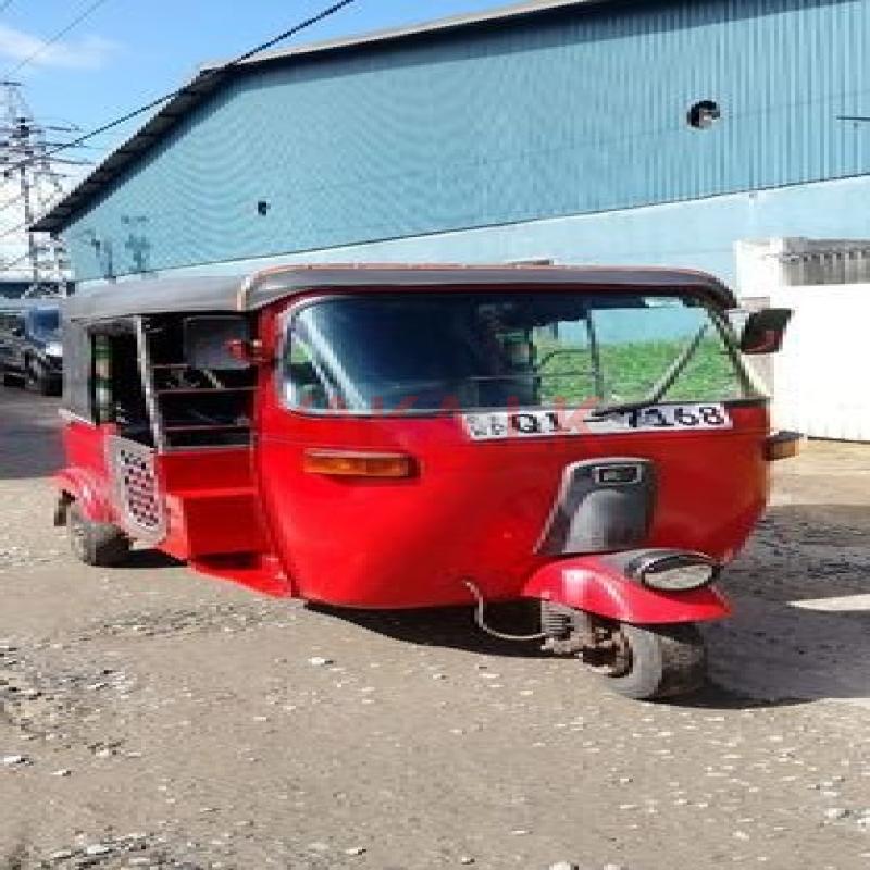 Bajaj RE 2006