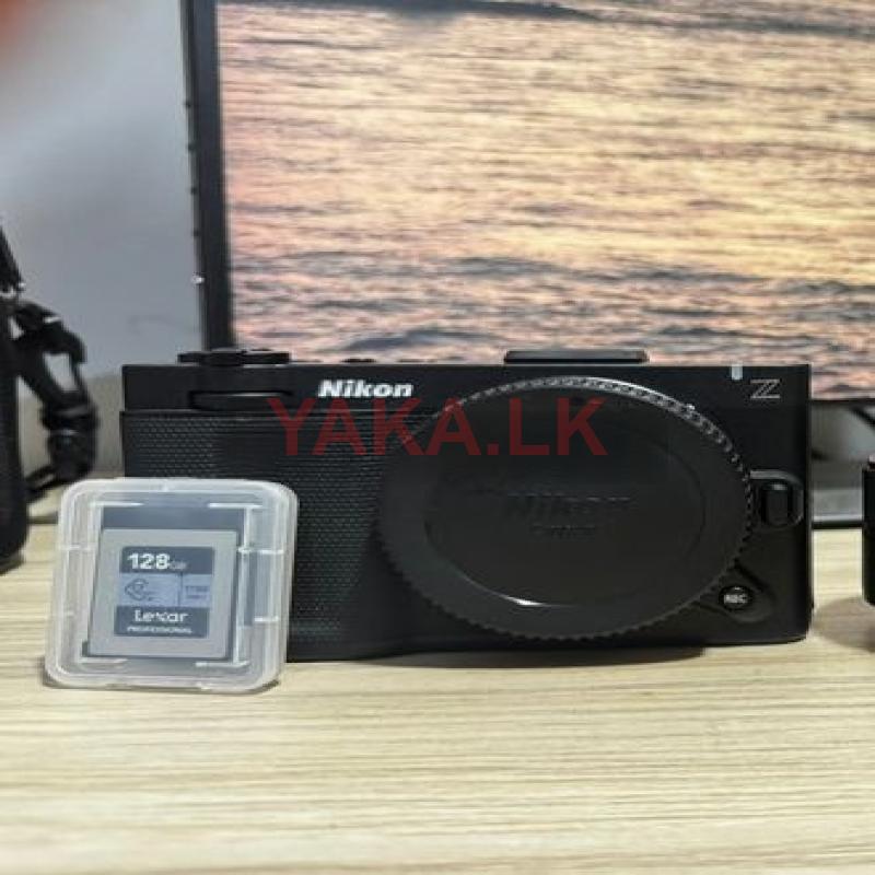 Nikon Zr Camera