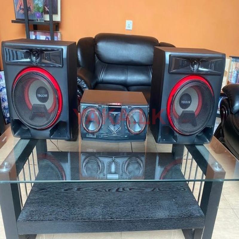LG Xboom CL65D Party Speaker