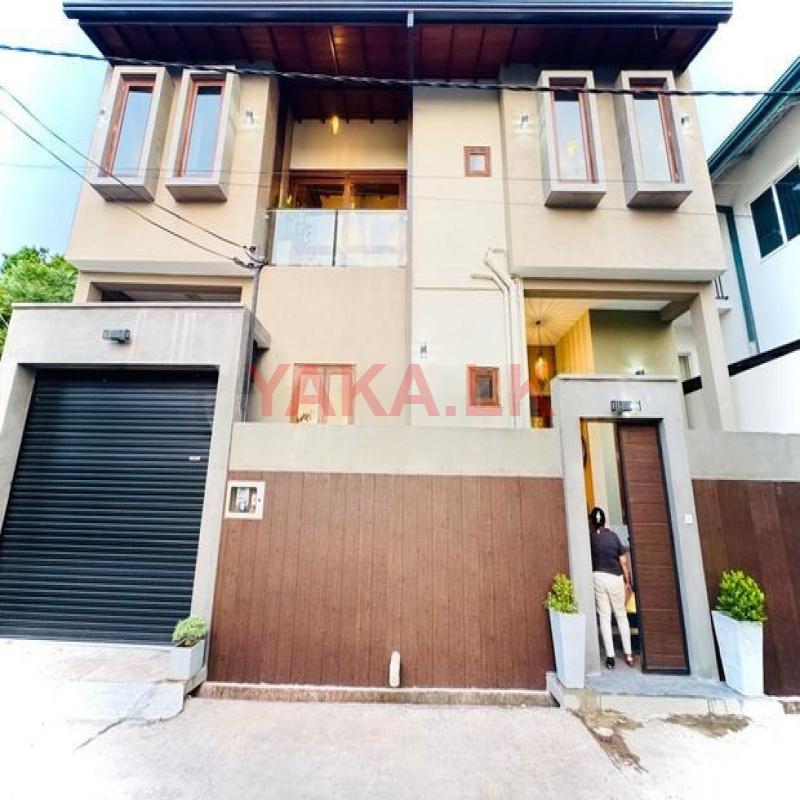 Semi-Furnished House for Sale in Thalawathugoda