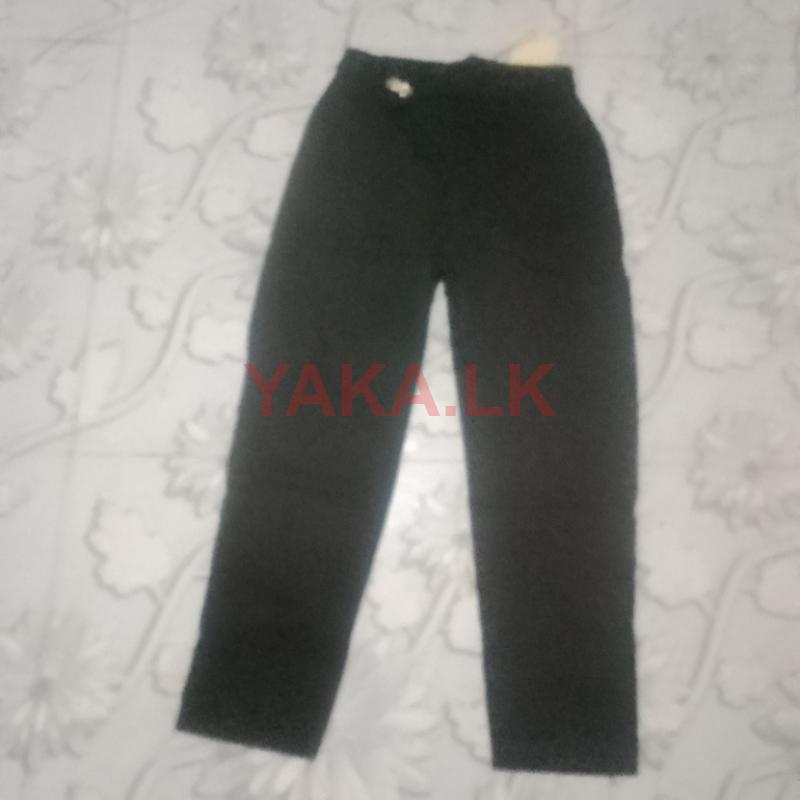 Office cotton cargo pant for ladies