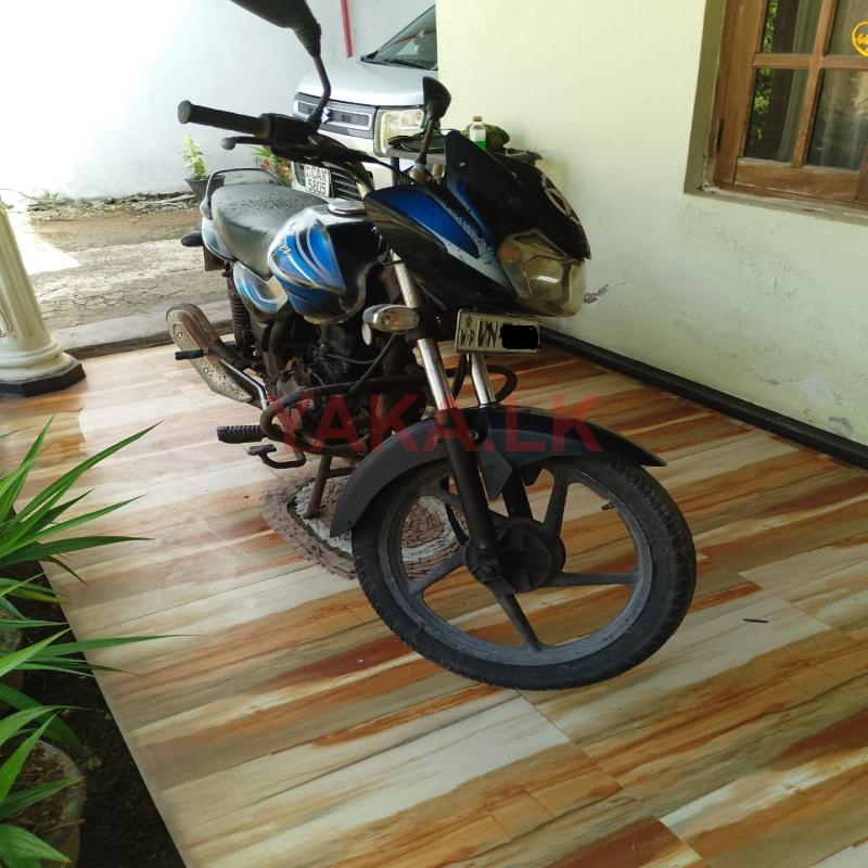 Bajaj Discovery DTS 100